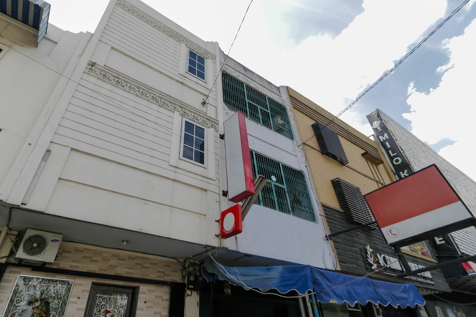Reddoorz Near Maimun Palace Medan Kültér fotó